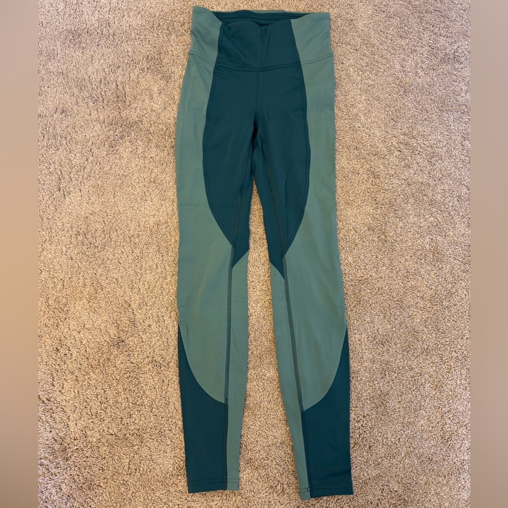 Two-Tone Green Colorblock Lululemon Leggings